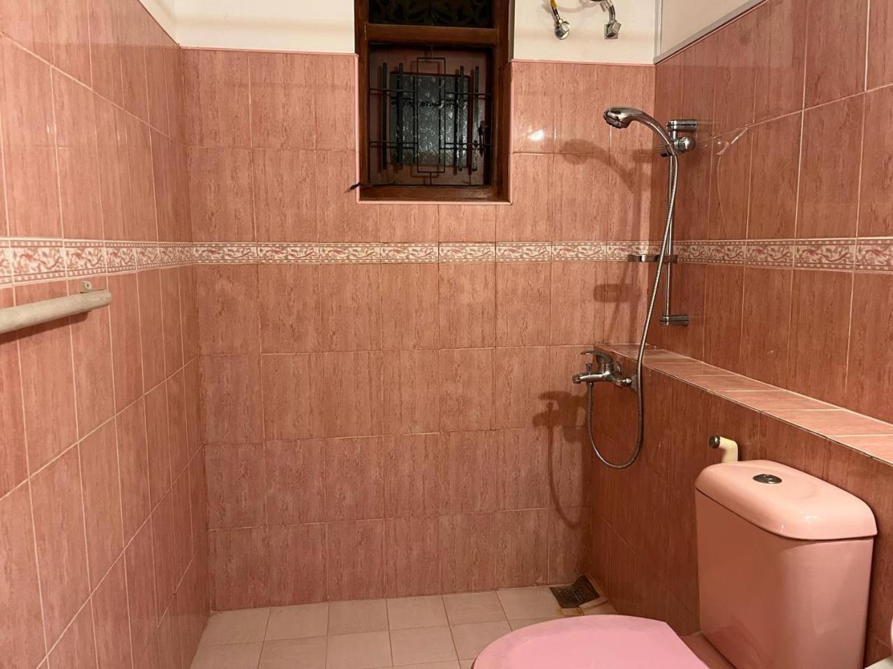 Ceylon Glory Hostel Негомбо Экстерьер фото