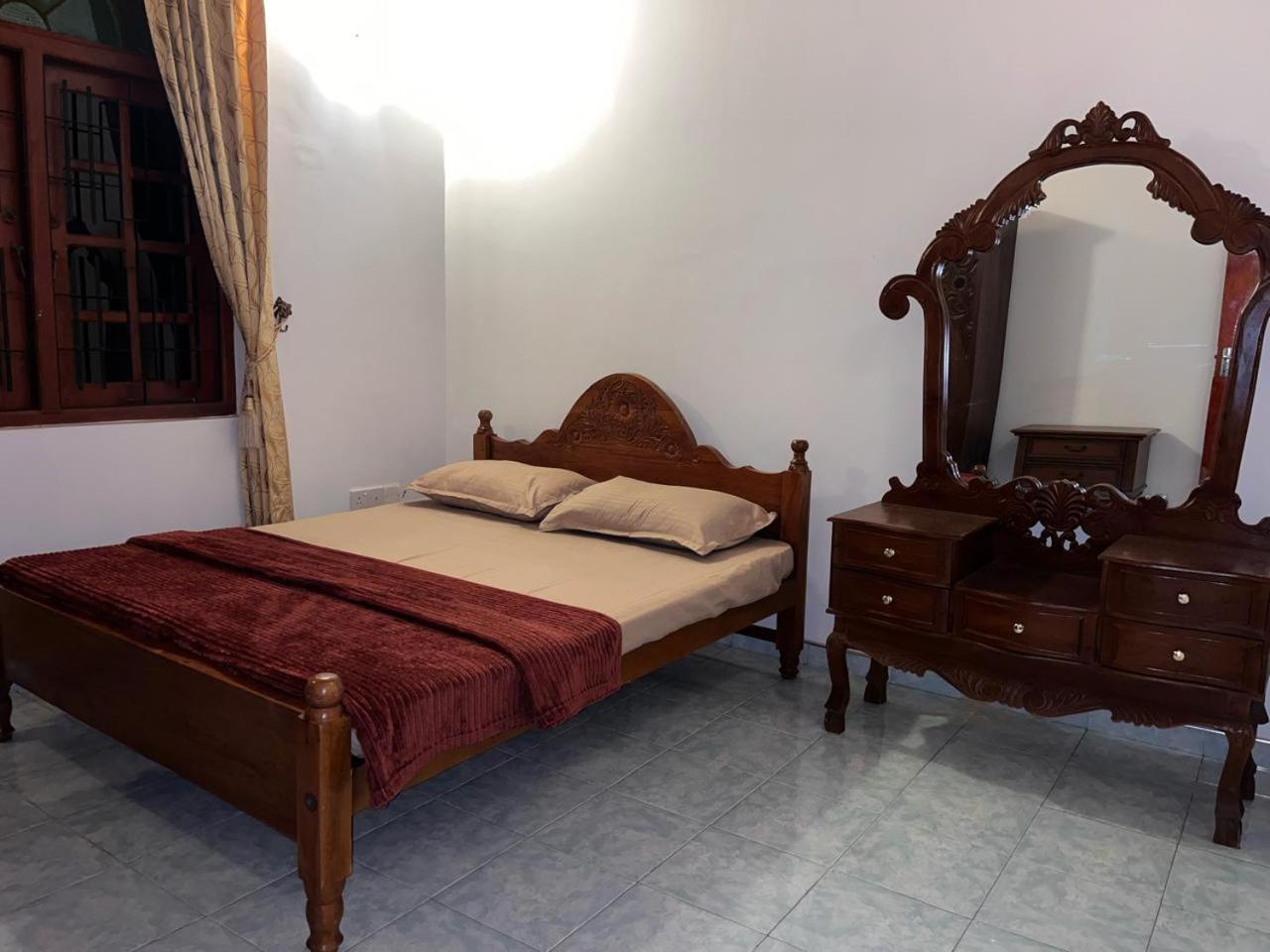Ceylon Glory Hostel Негомбо Экстерьер фото