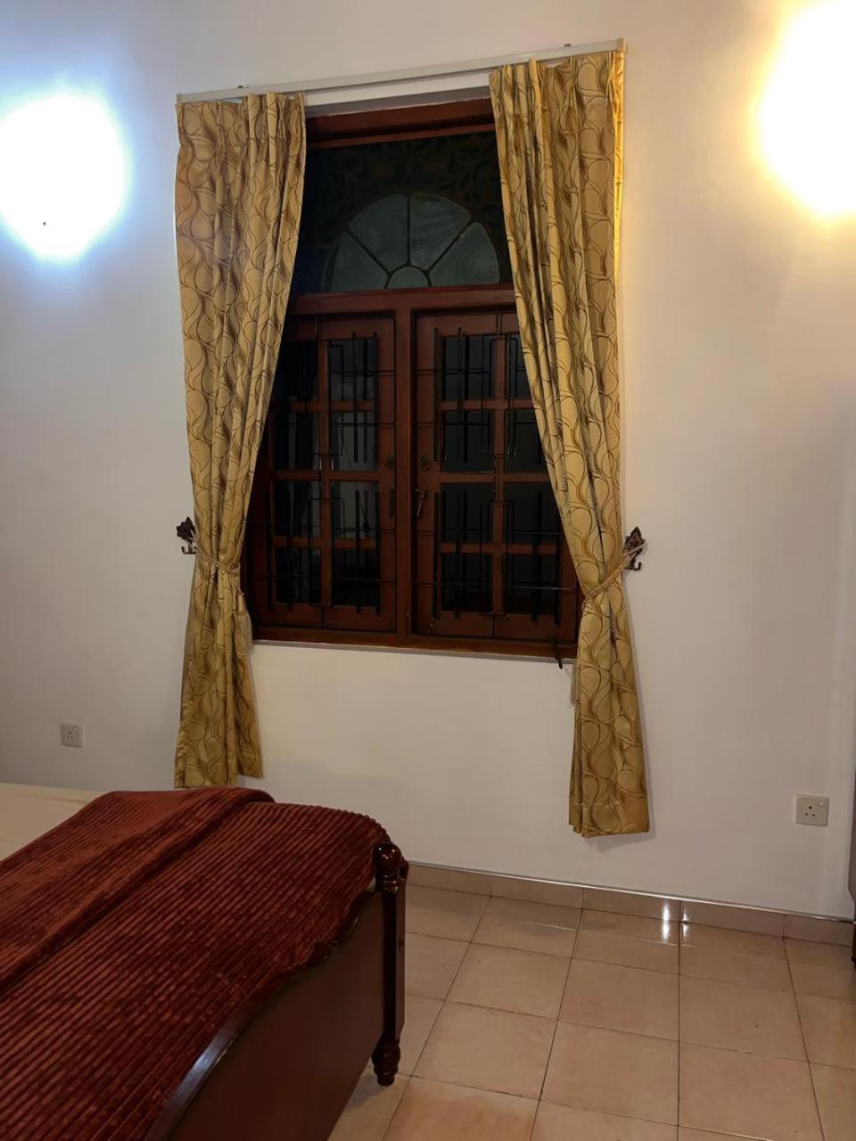Ceylon Glory Hostel Негомбо Экстерьер фото